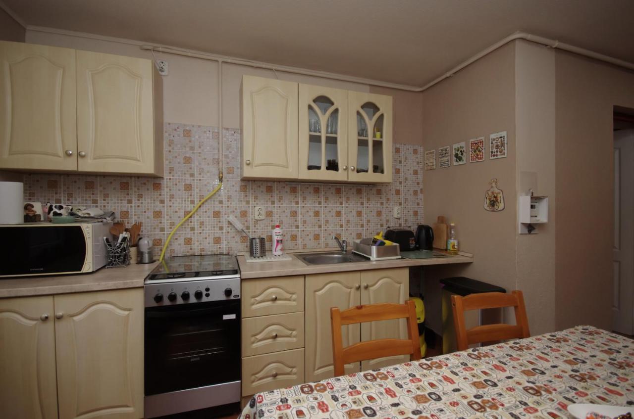 Bodza Apartman Гюла Екстериор снимка