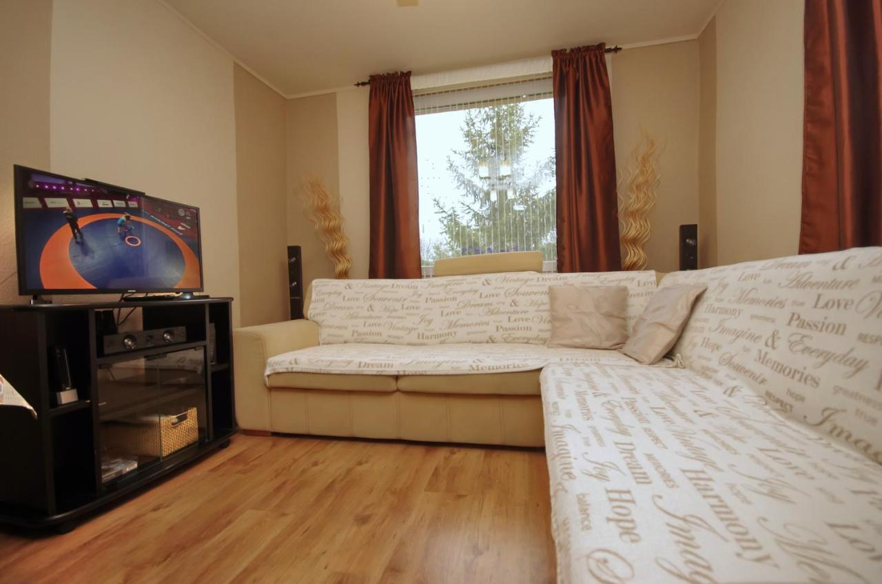 Bodza Apartman Гюла Екстериор снимка
